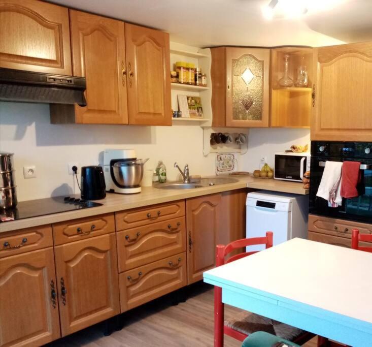 Chalet Pour Deux Personnes Saint-Pierre-du-Lorouër Extérieur photo